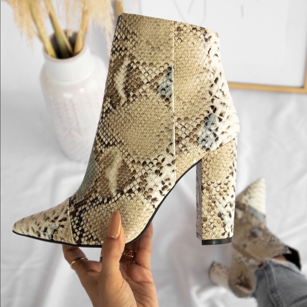 Pointy Toe Snakeskin Embossed Booties in Snake - Picture 2 of 8